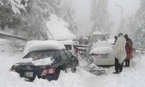 Nevasca no Paquistão deixa pelo menos 21 mortos
