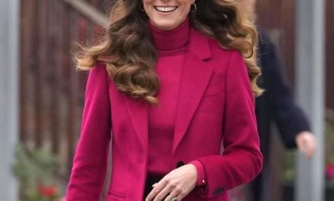 Kate Middleton surge majestosa e radiante em retratos de seu aniversário de 40 anos